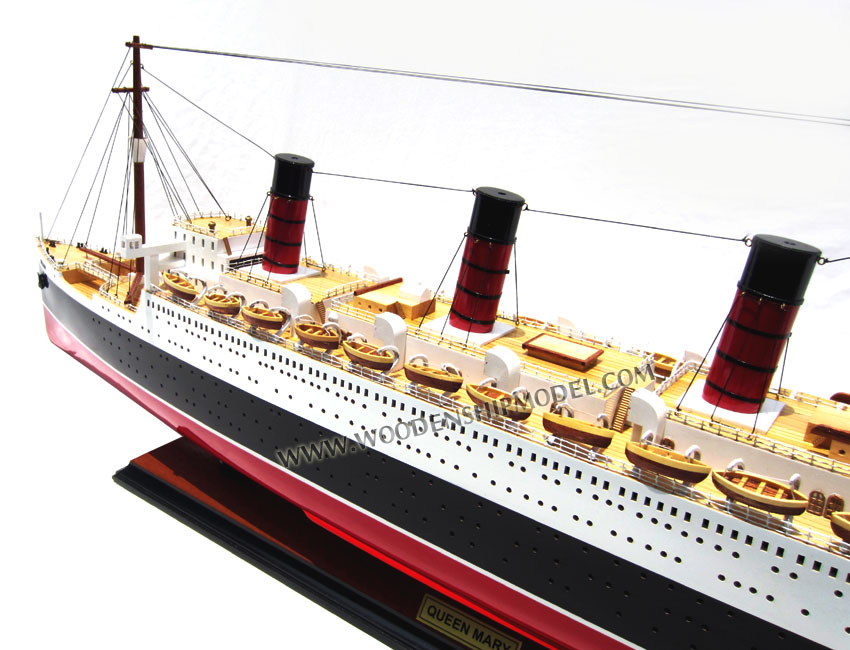 QUEEN MARY STERN, RMS Queen Mary scale model ship, wooden ship model RMS Queen Mary, quality model ship RMS Queen Mary, RMS Queen Mary model ready for display, display model ship RMS Queen Mary, scale model ship RMS Queen Mary, high quality ship model RMS Queen Mary, cunard ship models